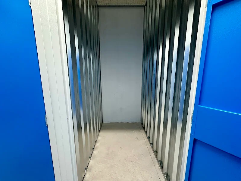 Guardacenter | Alquiler de trasteros en Elche en Carrer Asunción Parreño García, 81, 03205 Elx, Alicante, España - Imagen 4