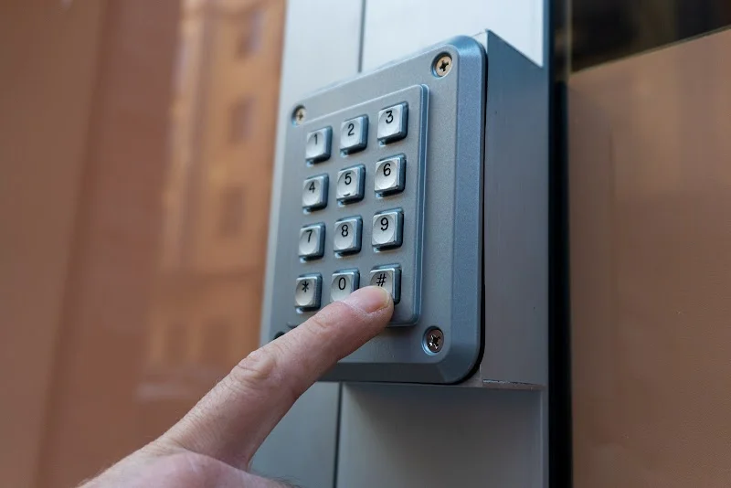 Elx Box Trasteros en Carrer Ramón Vicente Serrano, 6, 03206 Elx, Alicante, España - Imagen 5