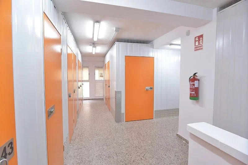 Trasteros Eslava en C. Hilarión Eslava, 178, 03204 Elx, Alicante, España - Imagen 1