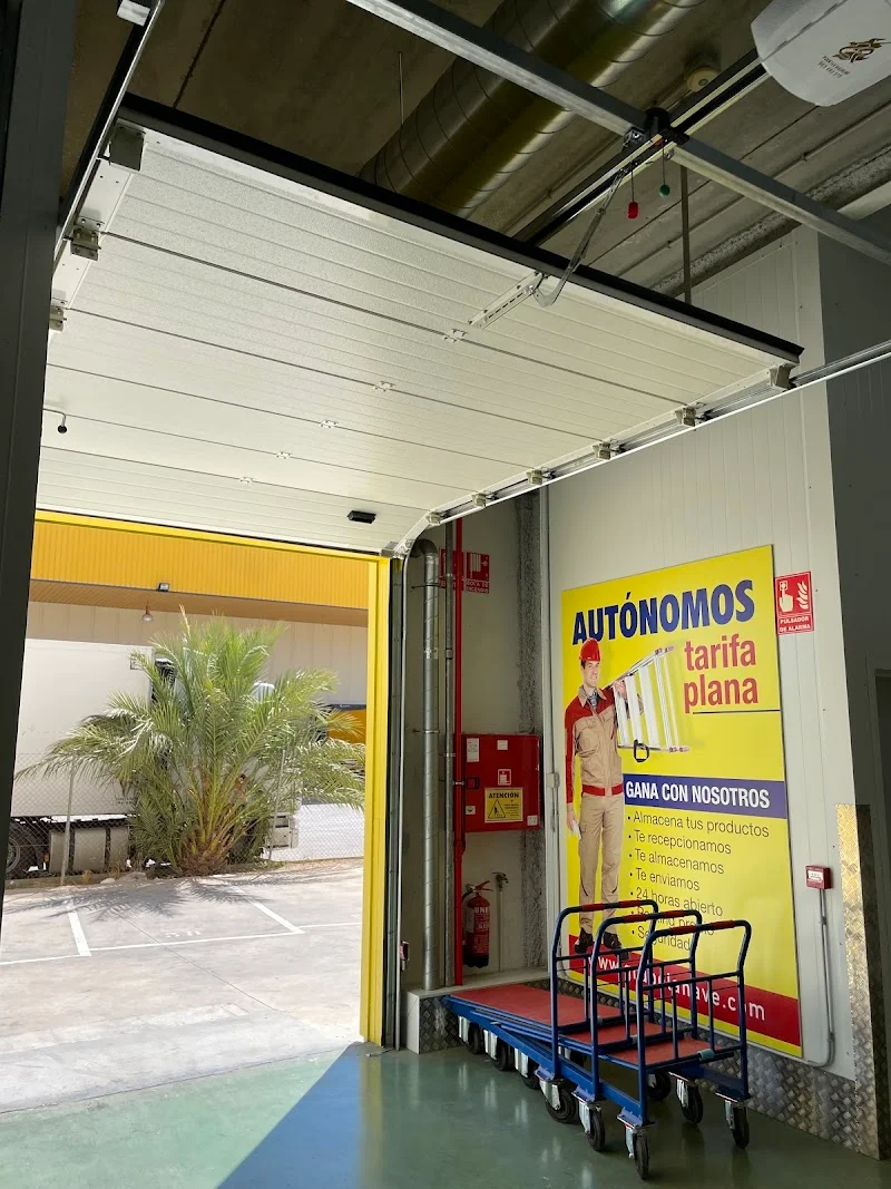 trasteros La Nave Elche 24 h. en Parque Empresarial, C. Torres y Villarroel, 8, 03203 Elche, Alicante, España - Imagen 5