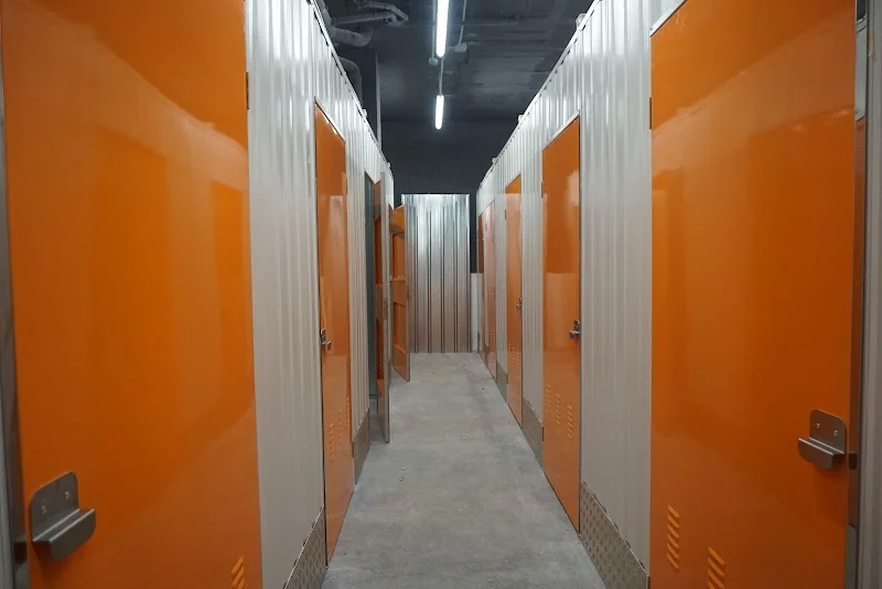 Guardarium "Trasteros Albert Einstein" en Avinguda de Jubalcoi, 18, 03202 Elx, Alicante, España - Imagen 1