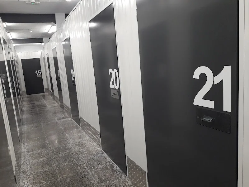 Trasteros en Alquiler en Obispo Siuri yTorres Quevedo en Carrer del Capità Antoni Mena, 6, 03201 Elx, Alicante, España - Imagen 2