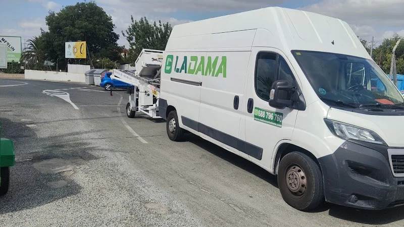 Mudanzas Alicante - Mudanzas Ladama en Partida Altabix Polígono1, nave 341-2, 03291 Elche, Alicante, España - Imagen 3