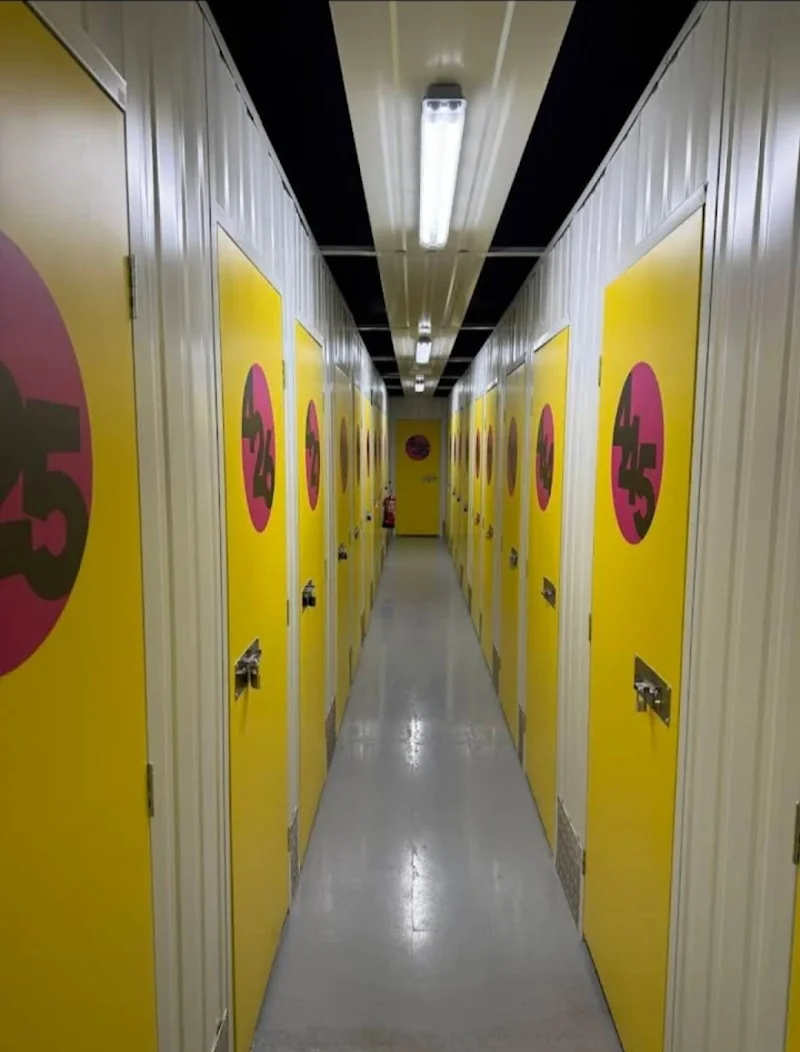 EASYBOX Trasteros Granada - Figares | Alquiler de trasteros en Granada en C. Sta. Aurelia, 5, Ronda, 18005 Granada, España - Imagen 2