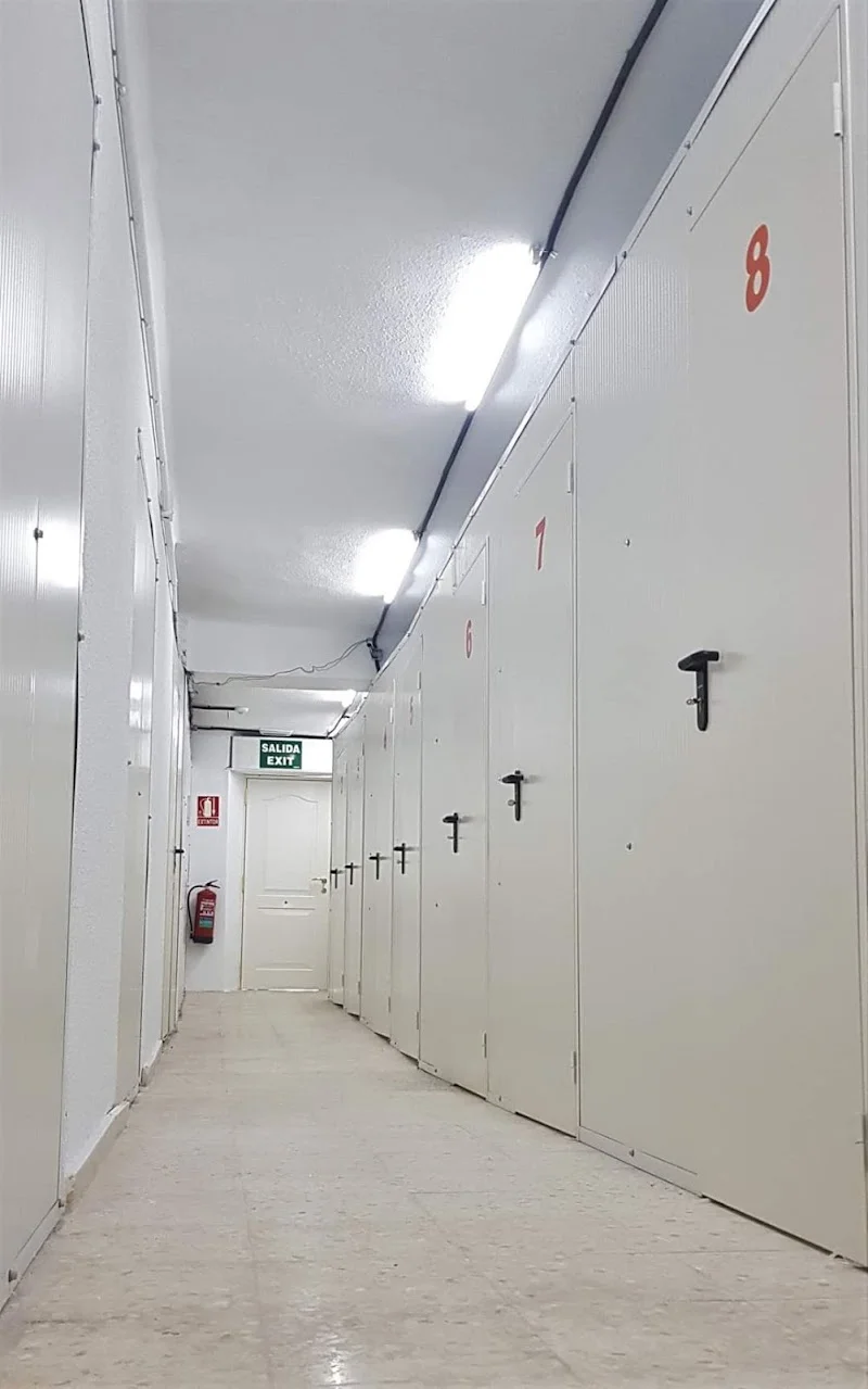 Trasteros Granada en C. Pintor López Mezquita, 3, Ronda, 18002 Granada, España - Imagen 5