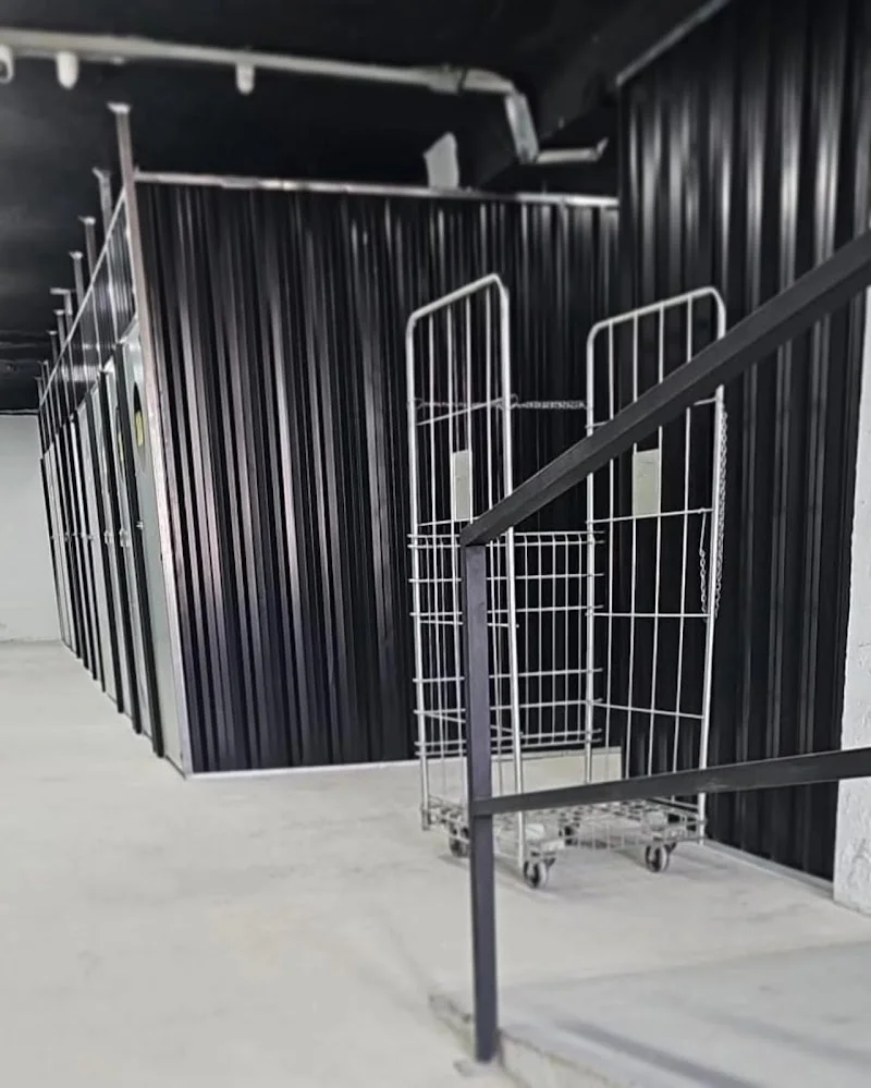 Mr Trasteros Arabial en Arabial, 48, Ronda, 18004 Granada, España - Imagen 2