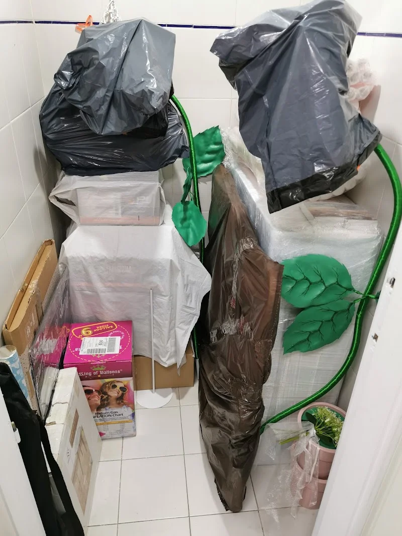 Trasteros Granada - Alminares en C. Poeta Zorrilla, 2, local, Genil, 18006 Granada, España - Imagen 5