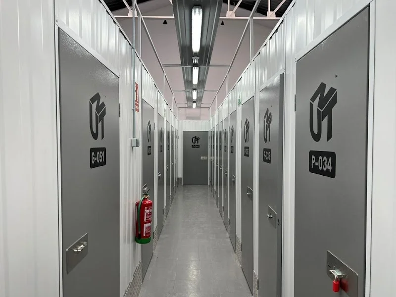 Necesito Un Trastero en Maracena, Granada en C. Cristóbal Ibáñez, 1, 18200 Maracena, Granada, España - Imagen 4