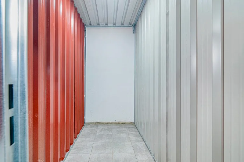 Trasteros La Llave Nazarí en C. San Miguel Alta, 21, Centro, 18002 Granada, España - Imagen 3