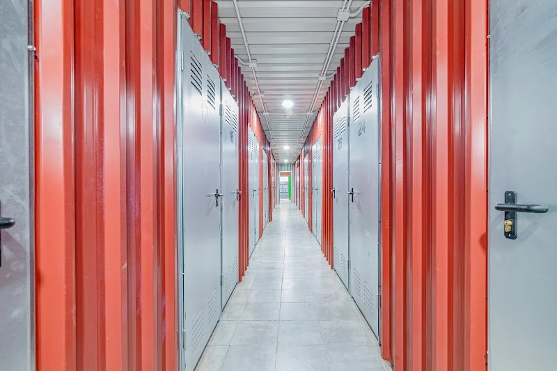 Trasteros La Llave Nazarí en C. San Miguel Alta, 21, Centro, 18002 Granada, España - Imagen 4