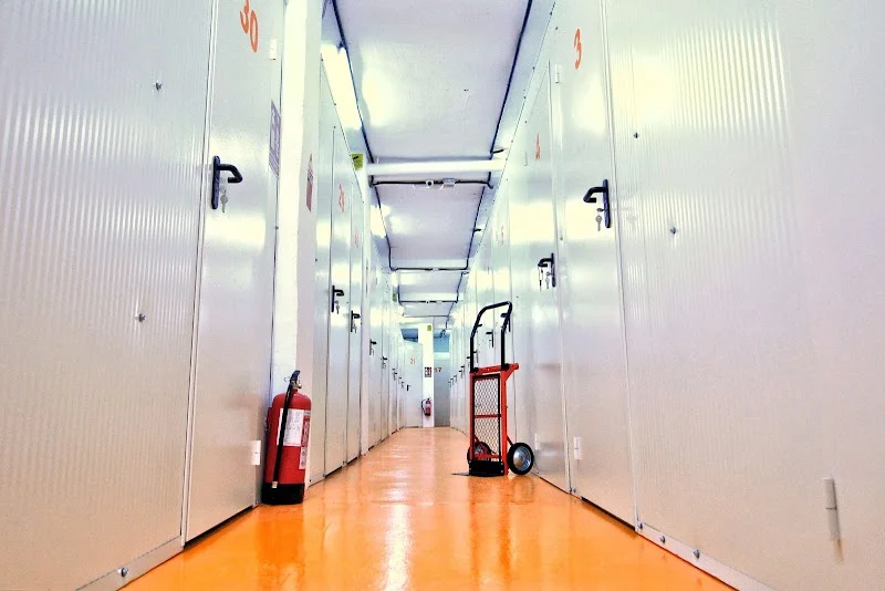 Trasteros Granada - Neptuno-Ronda en Pje. Comercio, 1, Ronda, 18004 Granada, España - Imagen 3