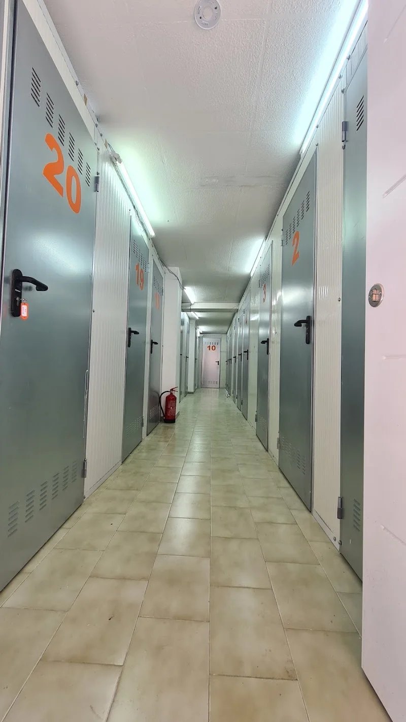 Trasteros Granada - Norte en C. Estocada, 8, Beiro, 18014 Granada, España - Imagen 5