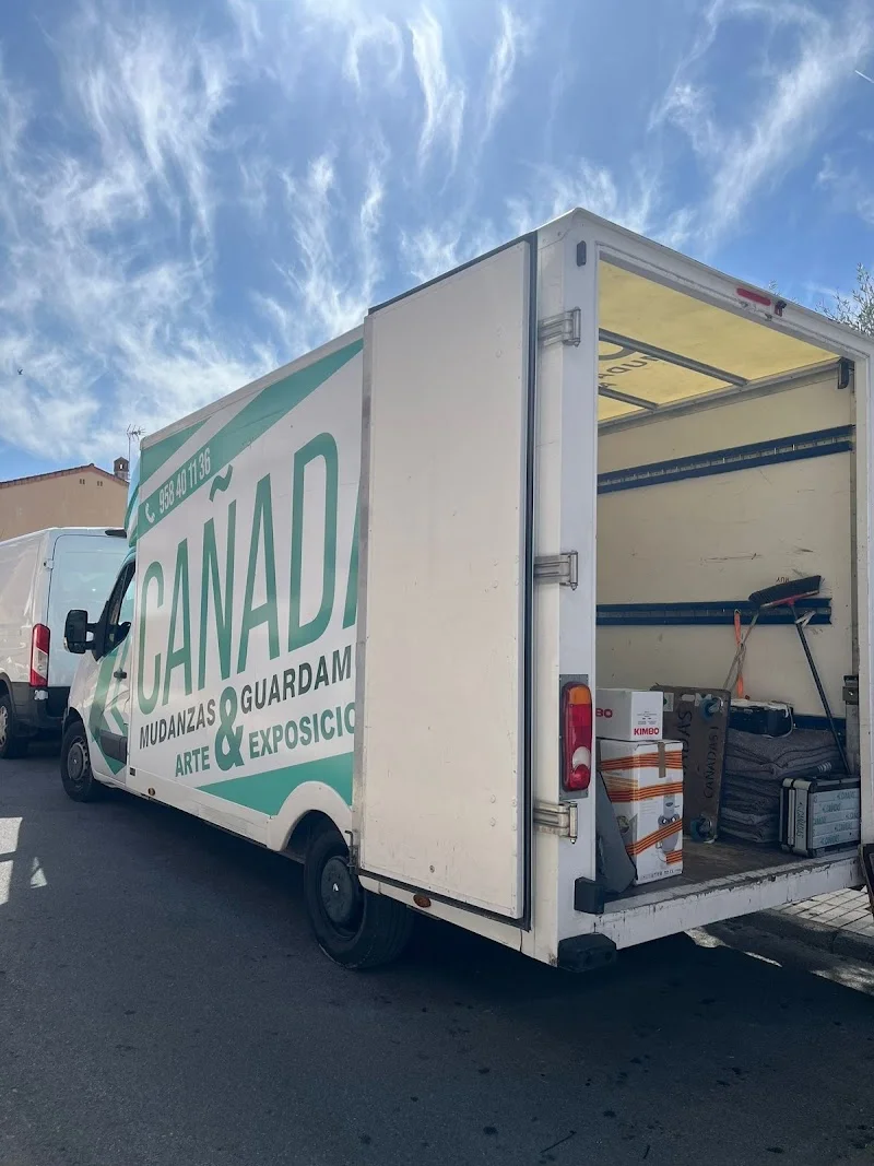 Cañadas Mudanzas y Guardamuebles en Pl. de Campo Verde, 2, b, Centro, 18001 Granada, España - Imagen 5