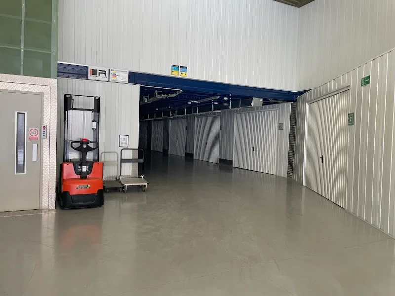 Trasteros Asegra - Guardamuebles y Trasteros en Granada en Polígono Industrial asegra, C. Sierra Nevada, 5, 18210 Peligros, Granada, España - Imagen 5