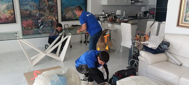 Mudanzas Gema | Mudanzas en Granada en C. Parra Alta de Cartuja, 35, 1°, Albaicín, 18012 Granada, España - Imagen 2