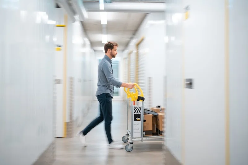 Trasteros Zebrabox Tarrasa en Carrer de Joan Monpeó, 98, El Segle XX, 08223 Terrassa, Barcelona, España - Imagen 5