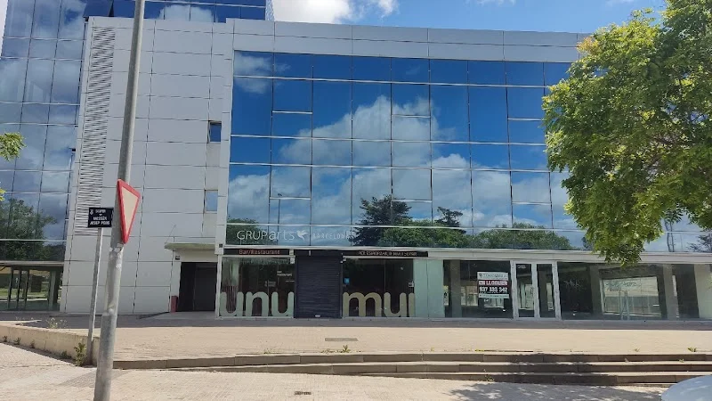 Manel Rodriguez Cayuela- TRASTEROS en alquiler - en Carrer de Mossèn Josep Pons, 1, 08228 Terrassa, Barcelona, España - Imagen 1