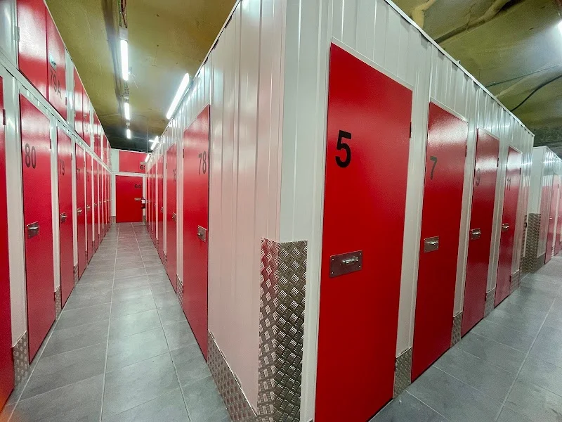 Boxmaster Trasteros SL en Avinguda del Marquès de Mont-Roig, 35, 08912 Badalona, Barcelona, España - Imagen 1