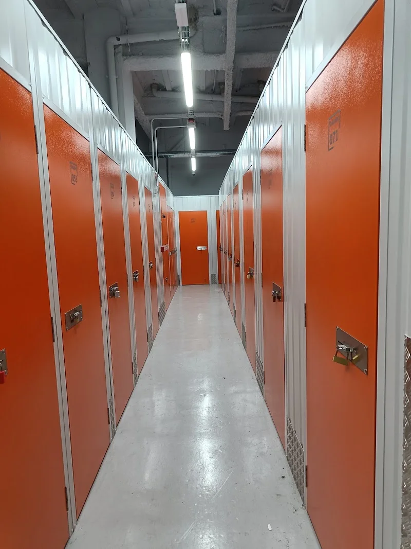 TuKuBo - Trasteros Urbanos en Carrer d'Europa, 43, 08913 Badalona, Barcelona, España - Imagen 2