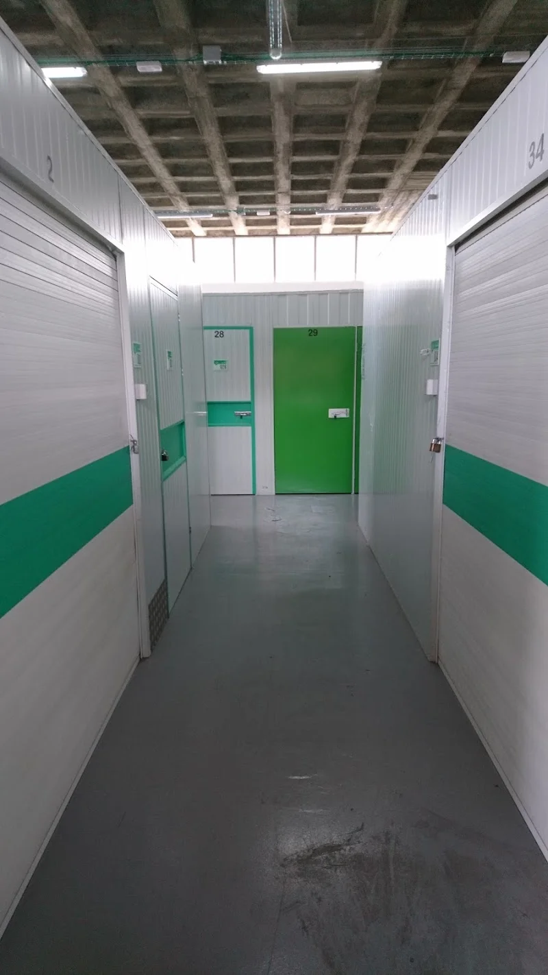 Box Infiniti - Trasteros Canyado en Carrer d'Occitània, 14, 08911 Badalona, Barcelona, España - Imagen 3