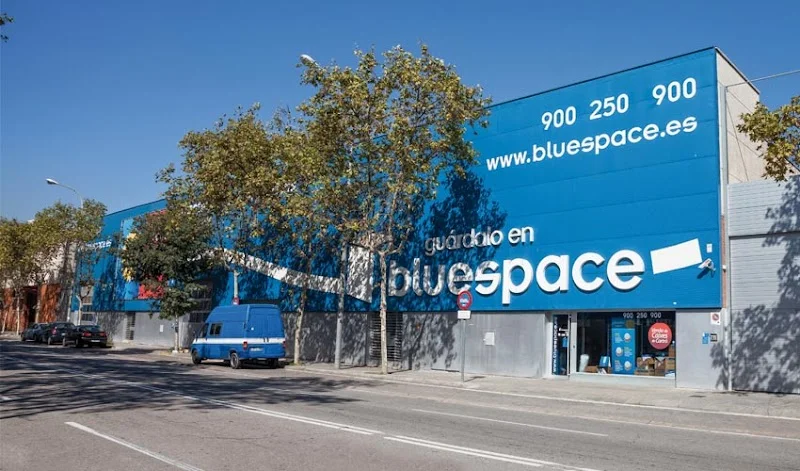 Bluespace Badalona Sur en Av. del Maresme, 90, 08918 Badalona, Barcelona, España - Imagen 1