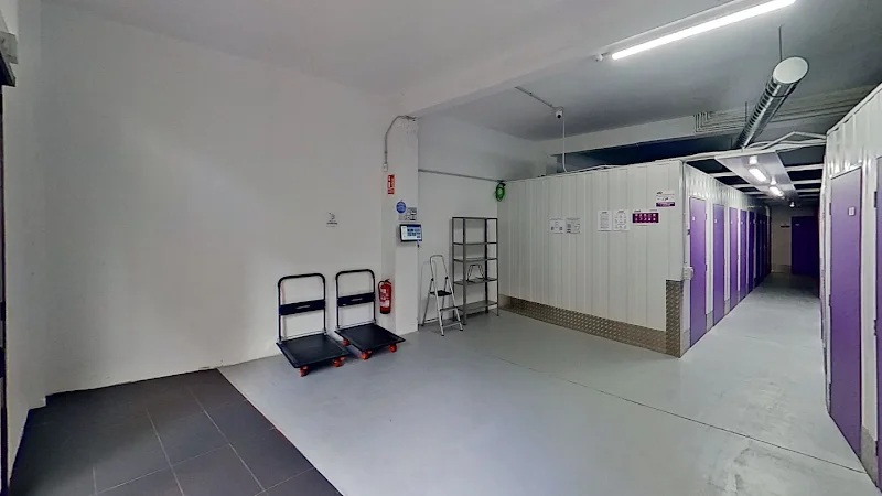 RedTras - Punto Espacio - Oviedo en CP 33006, Av. de las Segadas, 11, 33006 Oviedo, Asturias, España - Imagen 2