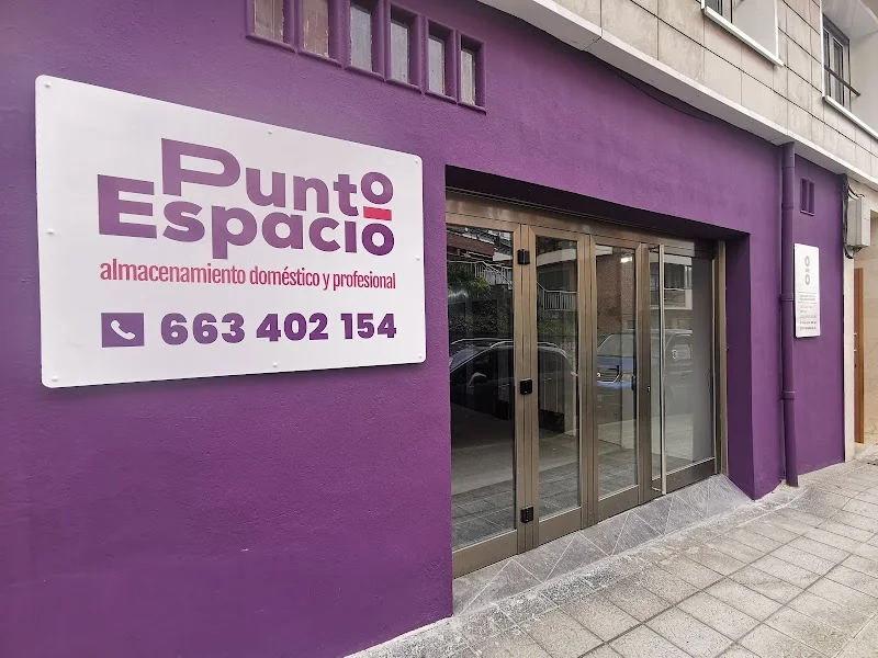 RedTras - Punto Espacio - Oviedo en CP 33006, Av. de las Segadas, 11, 33006 Oviedo, Asturias, España - Imagen 3