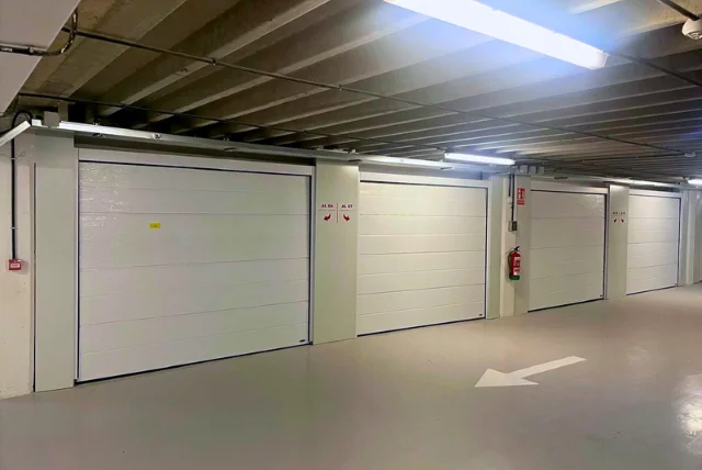 RedTras - Punto Espacio - Oviedo- Avenida Cristo de las Cadenas en C. Manuel Estrada, 1, 33006 Oviedo, Asturias, España - Imagen 1