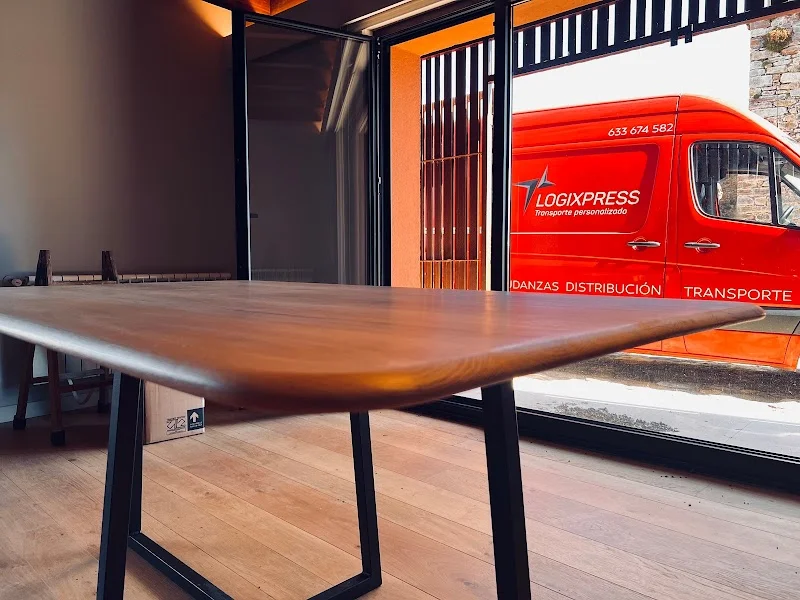 Trastero Logixpress en C. Hevia Bolaños, 1, bajo 3, 33008 Oviedo, Asturias, España - MejorTrastero