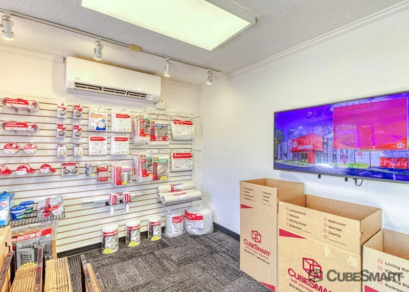 CubeSmart Self Storage en 3651 Alafaya Trail, Oviedo, FL 32765, EE. UU. - Imagen 5