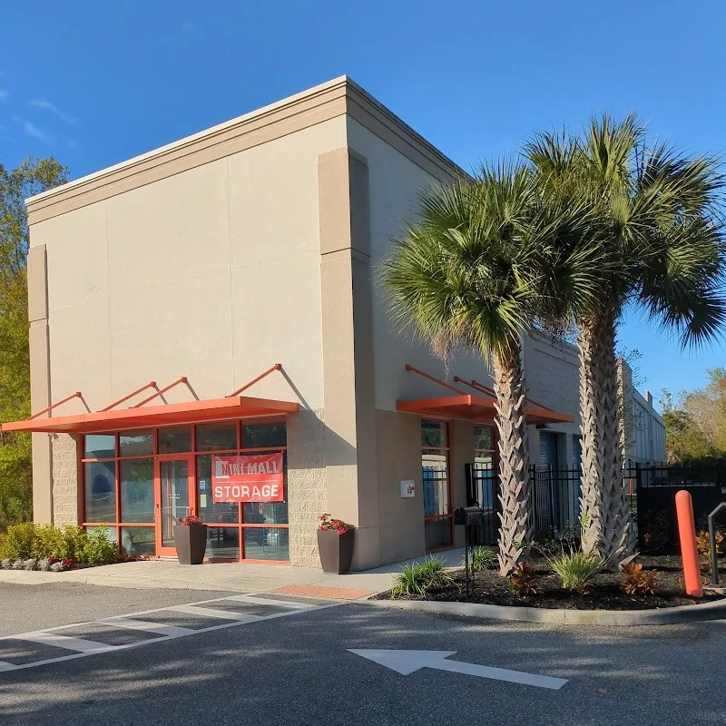 Mini Mall Storage en 3350 Dovera Dr, Oviedo, FL 32765, EE. UU. - Imagen 5