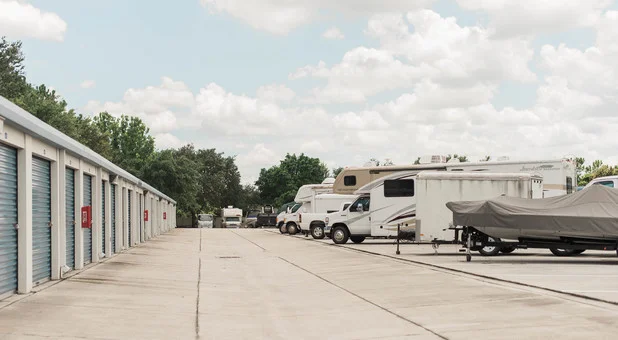 Aloma Self Storage en 3625 Aloma Ave, Oviedo, FL 32765, EE. UU. - Imagen 2