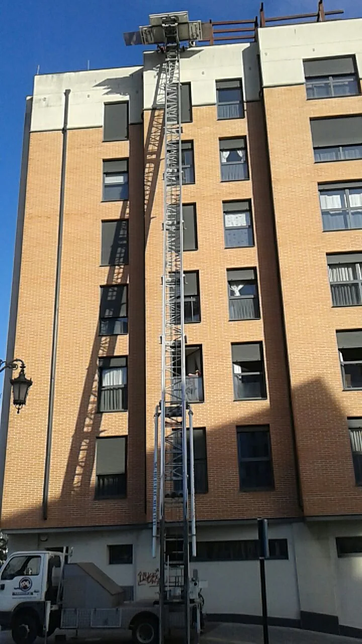 Mudanzas Estrada en C. Padre Suarez, 33, 33009 Oviedo, Asturias, España - Imagen 2