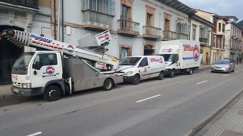 Mudanzas Estrada en C. Padre Suarez, 33, 33009 Oviedo, Asturias, España - Imagen 4