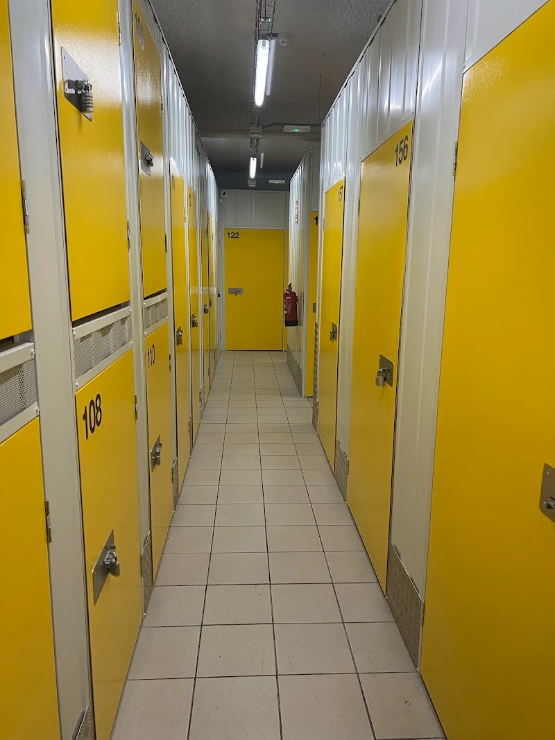 GuardaYa! Trasteros Sabadell en Carrer de Corneli Nepos, 12, 08206 Sabadell, Barcelona, España - Imagen 2