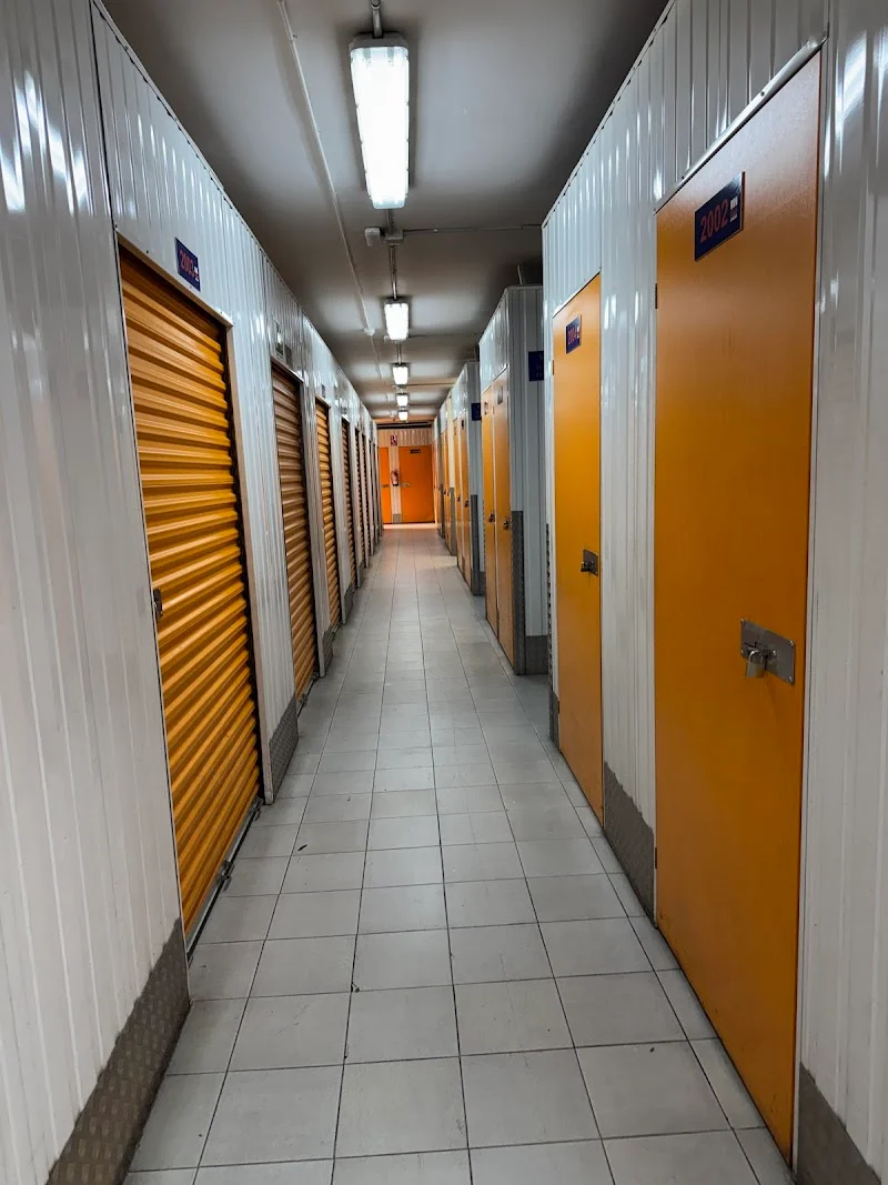 METRECUBIC Sabadell en Carrer de Rocafort, 39, 08205 Sabadell, Barcelona, España - Imagen 1