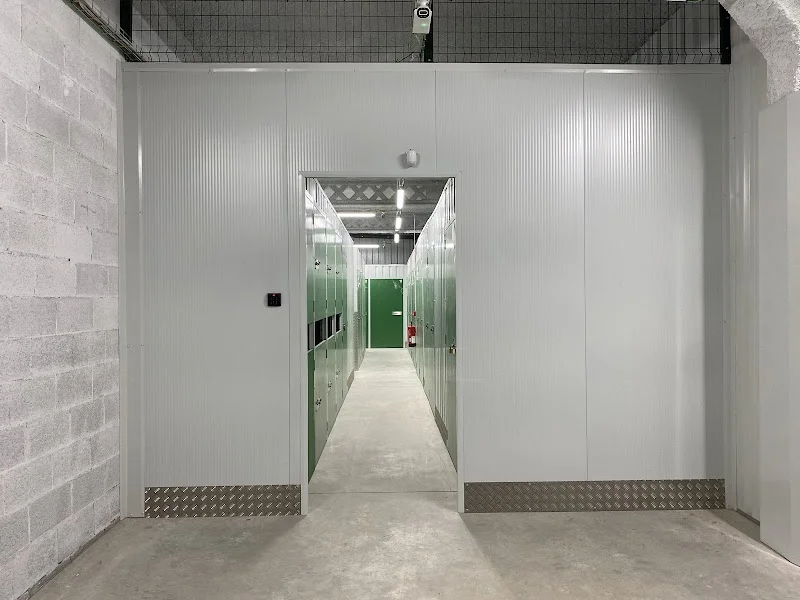 Al Trasto en Passatge de Pere Santfeliu, 18, 08204 Sabadell, Barcelona, España - Imagen 1