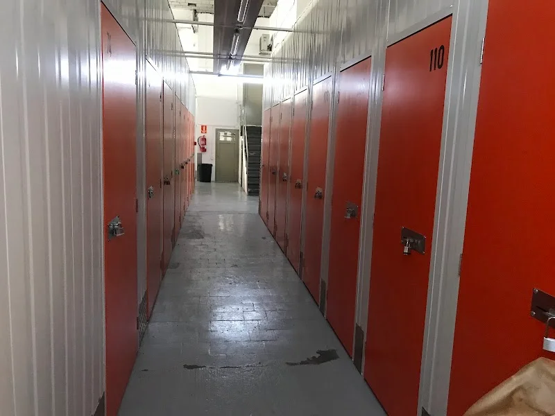 GUARDA TOT Sabadell Barberà - El teu traster a prop teu en Carrer dels Calders, 35, 08203 Sabadell, Barcelona, España - Imagen 3