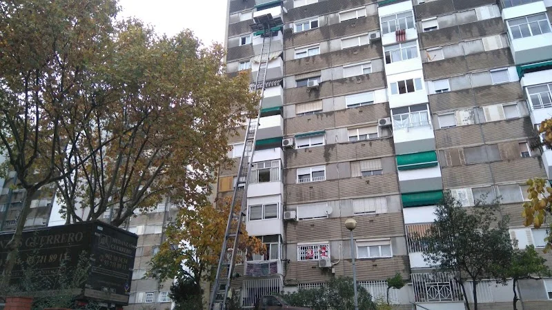Mudanzas Guerrero en Carrer dels Reis Catòlics, 149, 08204 Sabadell, Barcelona, España - Imagen 3