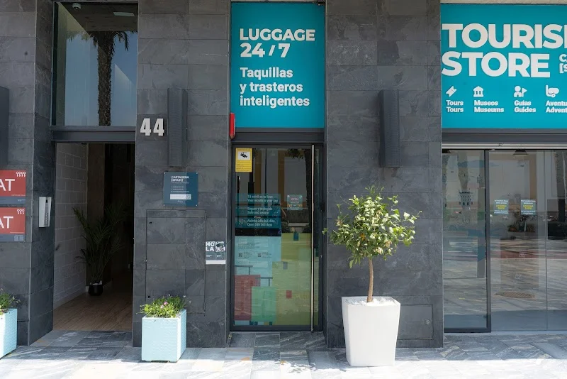 Luggage 24/365: trasteros inteligentes en C. Real, 44, Bajo B, 30201 Cartagena, Murcia, España - Imagen 3