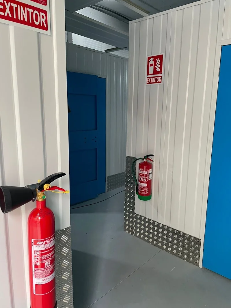 Trasteros Madre de Dios en C. Cartuja, 9, 11401 Jerez de la Frontera, Cádiz, España - Imagen 5