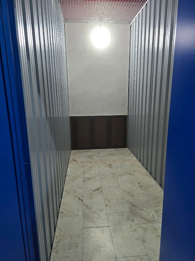 Trasteros Europa en C. Hijuela del Membrillar, 3, 11405 Jerez de la Frontera, Cádiz, España - Imagen 4