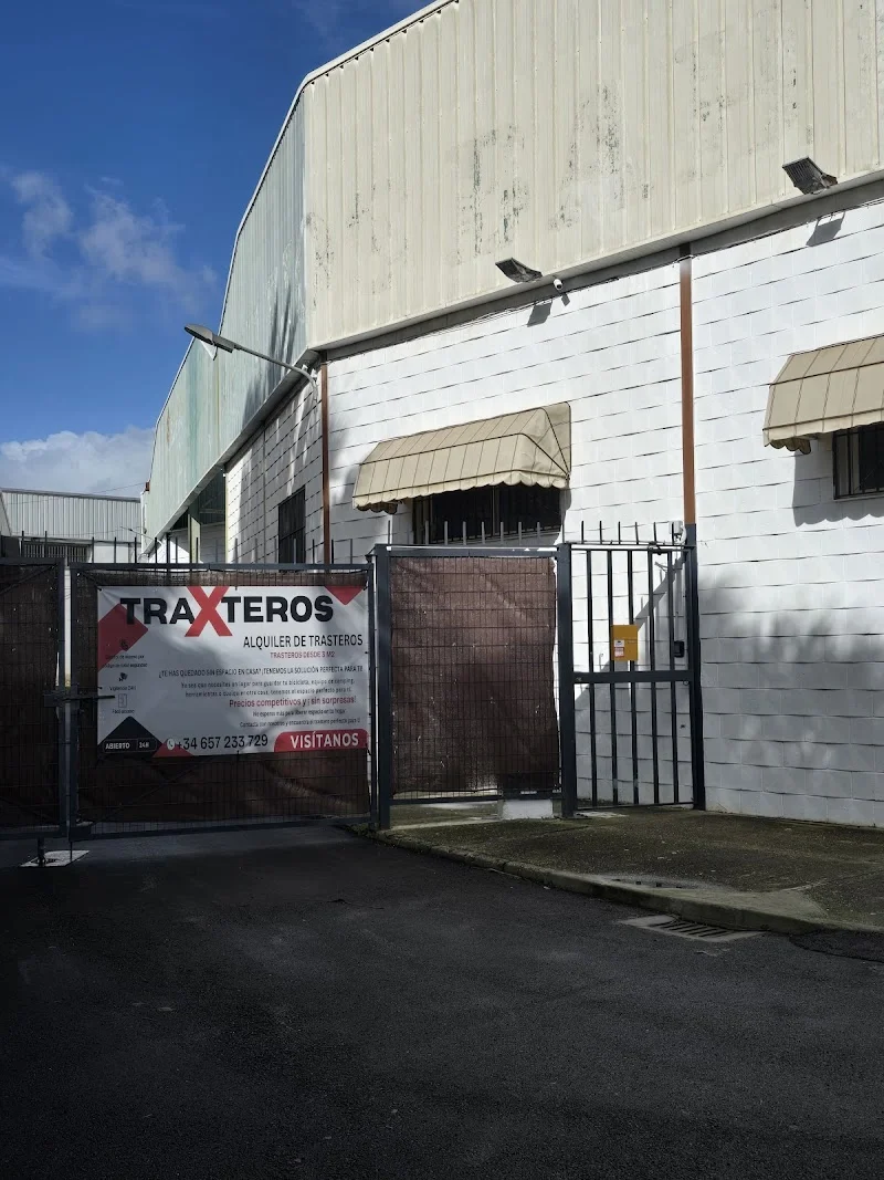 TRASTEROS (TRAXTEROS) en C. Hijuela del Membrillar, 1, 11405 Jerez de la Frontera, Cádiz, España - Imagen 3