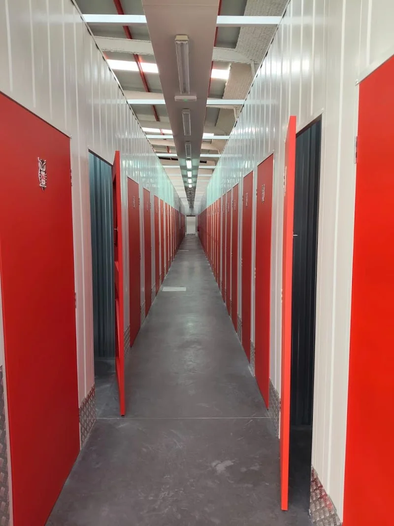 Trasteros Red Space en Av. Tío Pepe, 39, 11407 Jerez de la Frontera, Cádiz, España - Imagen 3