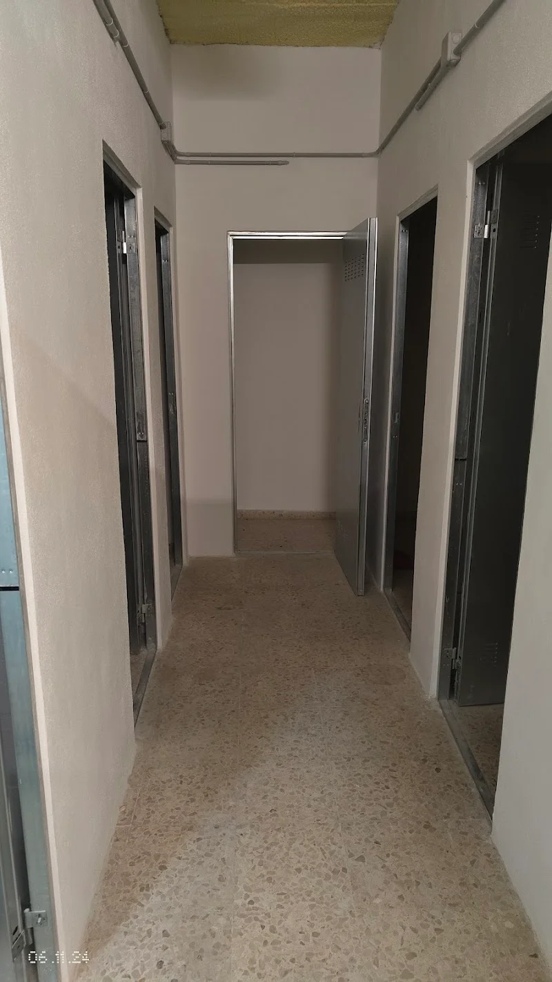 Trasteros XL, CB en Cl. Asta, 16, 11404 Jerez de la Frontera, Cádiz, España - Imagen 5