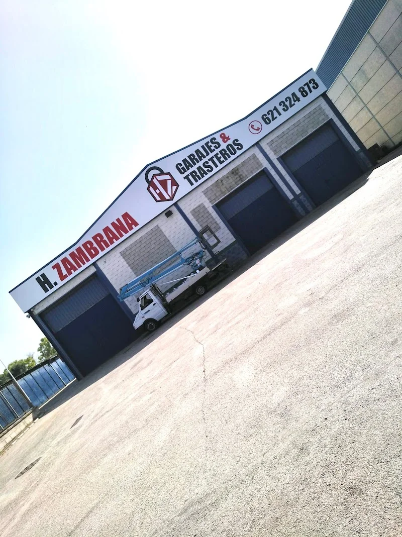 Zambrana Garajes & Trasteros en Av. de Medina Sidonia, Km1, 11401 Jerez de la Frontera, Cádiz, España - Imagen 3