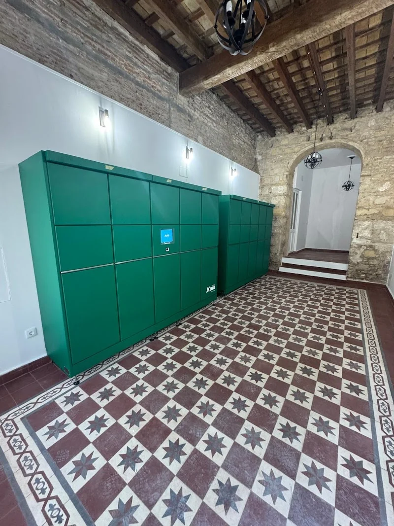 Lockers Jerez | Seguridad y mejor precio en Pl. las Angustias, 11, 11402 Jerez de la Frontera, Cádiz, España - Imagen 2