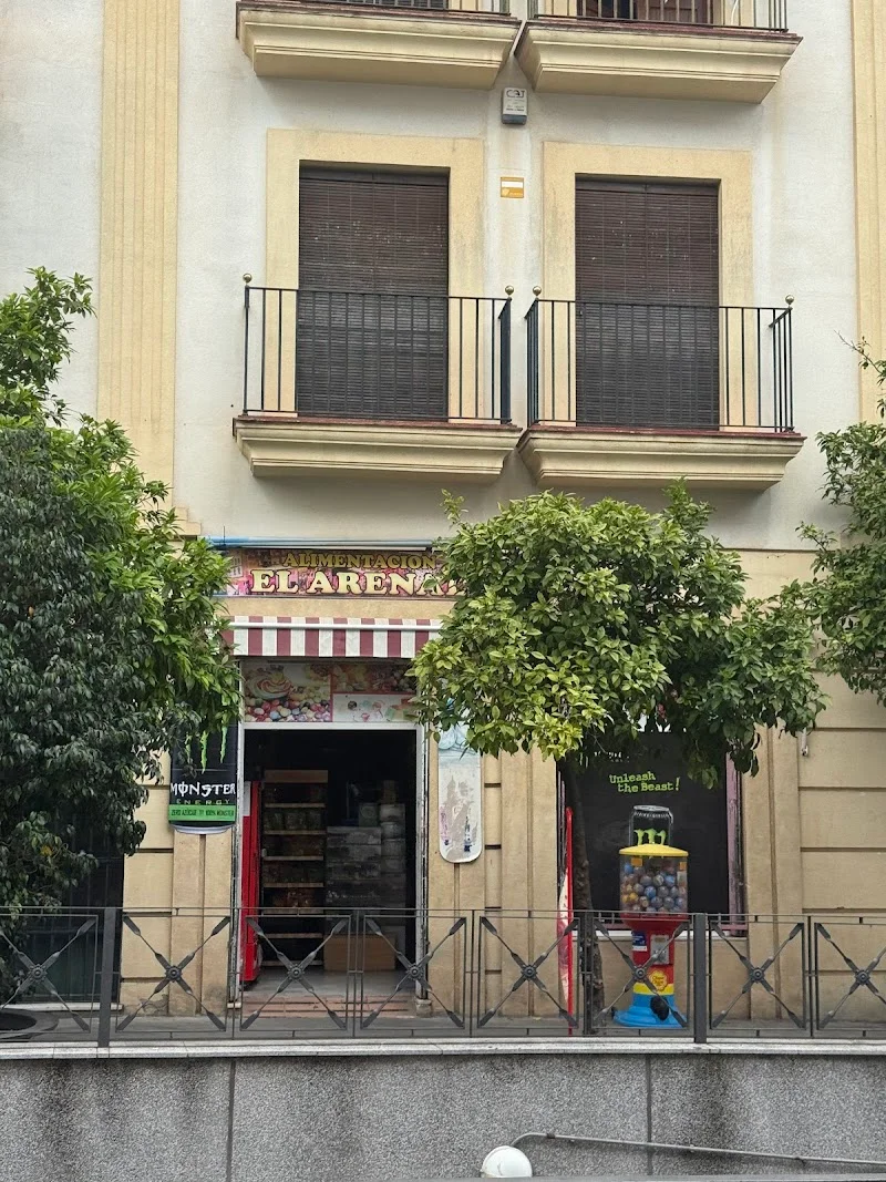 Luggage Storage Alameda De Las Angustias - Radical Storage en Calle Corredera, Alameda De Las Angustias, 2, 11403 Jerez de la Frontera, Cádiz, España - Imagen 3