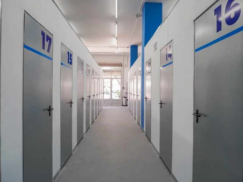 Trastero Cubico Trasteros en Av. de Benito Pérez Armas, 33, 38007 Santa Cruz de Tenerife, España - MejorTrastero