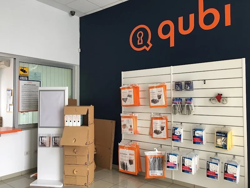 Qubi Servicios Logisticos, S.L. en Polígono Industrial Costa Sur, C. Fernando Beautell, 21, 38009 Santa Cruz de Tenerife, España - Imagen 4